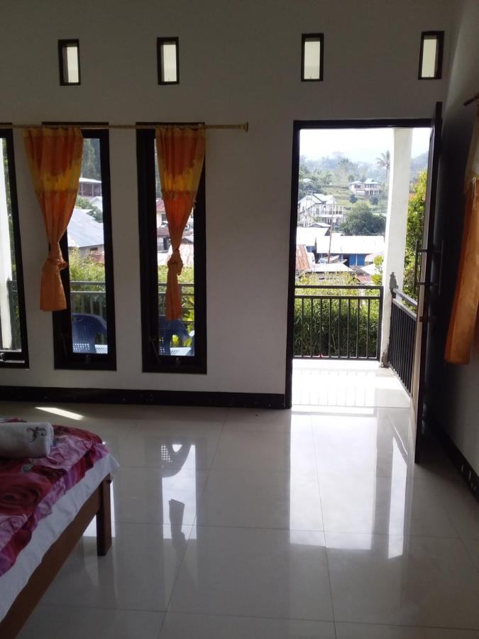 Shila Guest House Kelimutu Bagian luar foto
