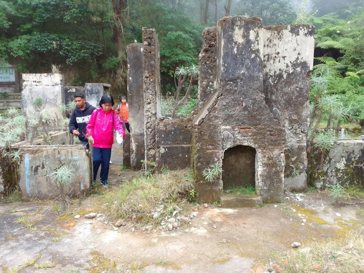 Shila Guest House Kelimutu Bagian luar foto